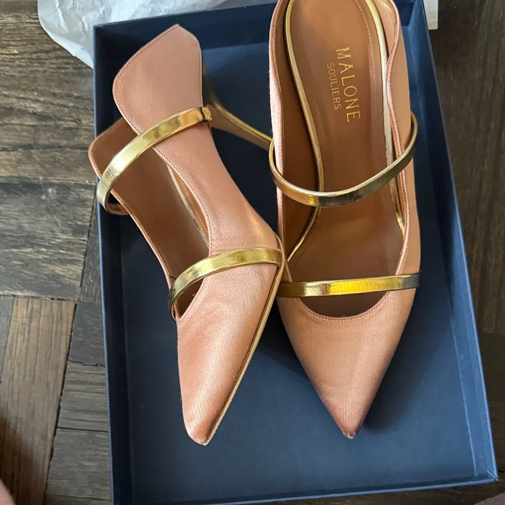 Authentic Used Malone Souliers Pink Blush and Gold Women's 70MM Heels Size 37 - Picture 6 of 16